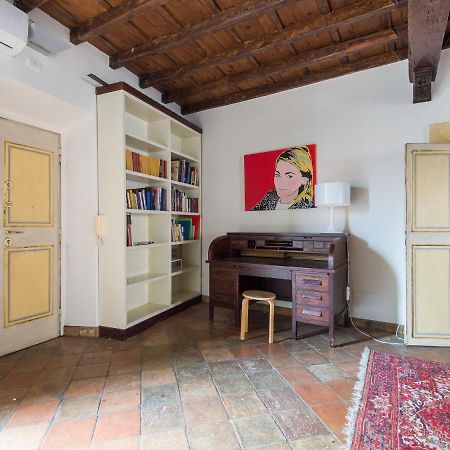 Pantheon Enchanting Luxury Apartment Rome Bagian luar foto