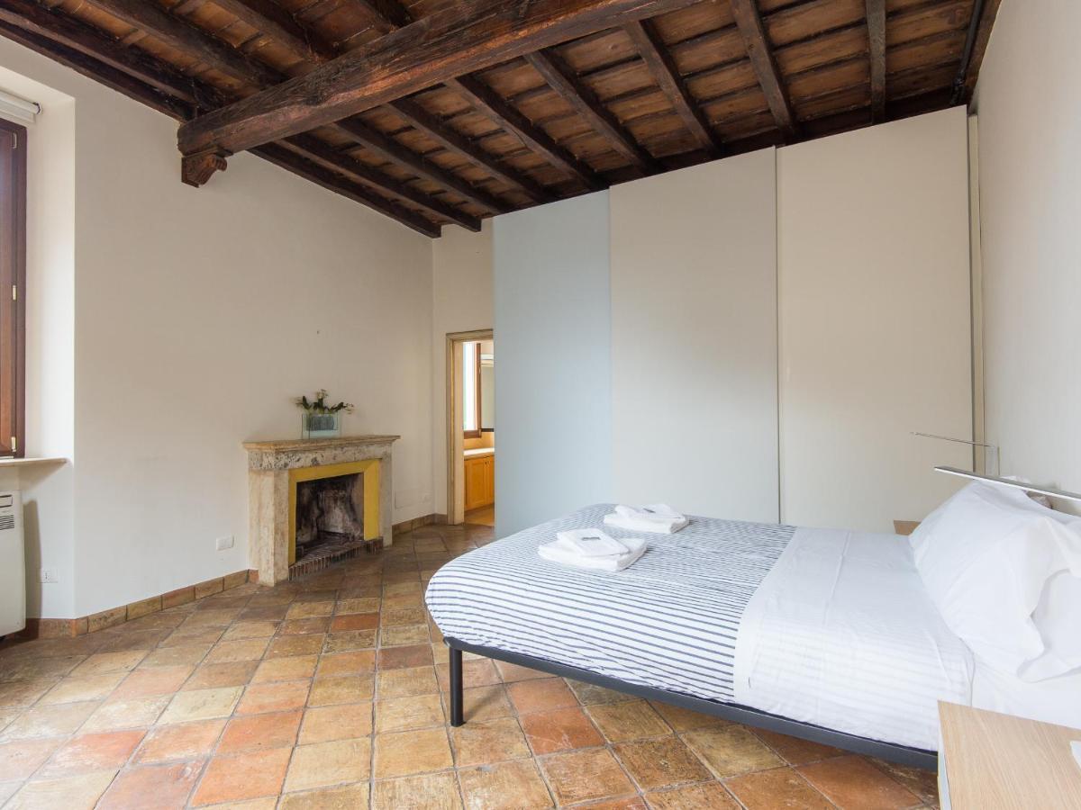 Pantheon Enchanting Luxury Apartment Rome Bagian luar foto