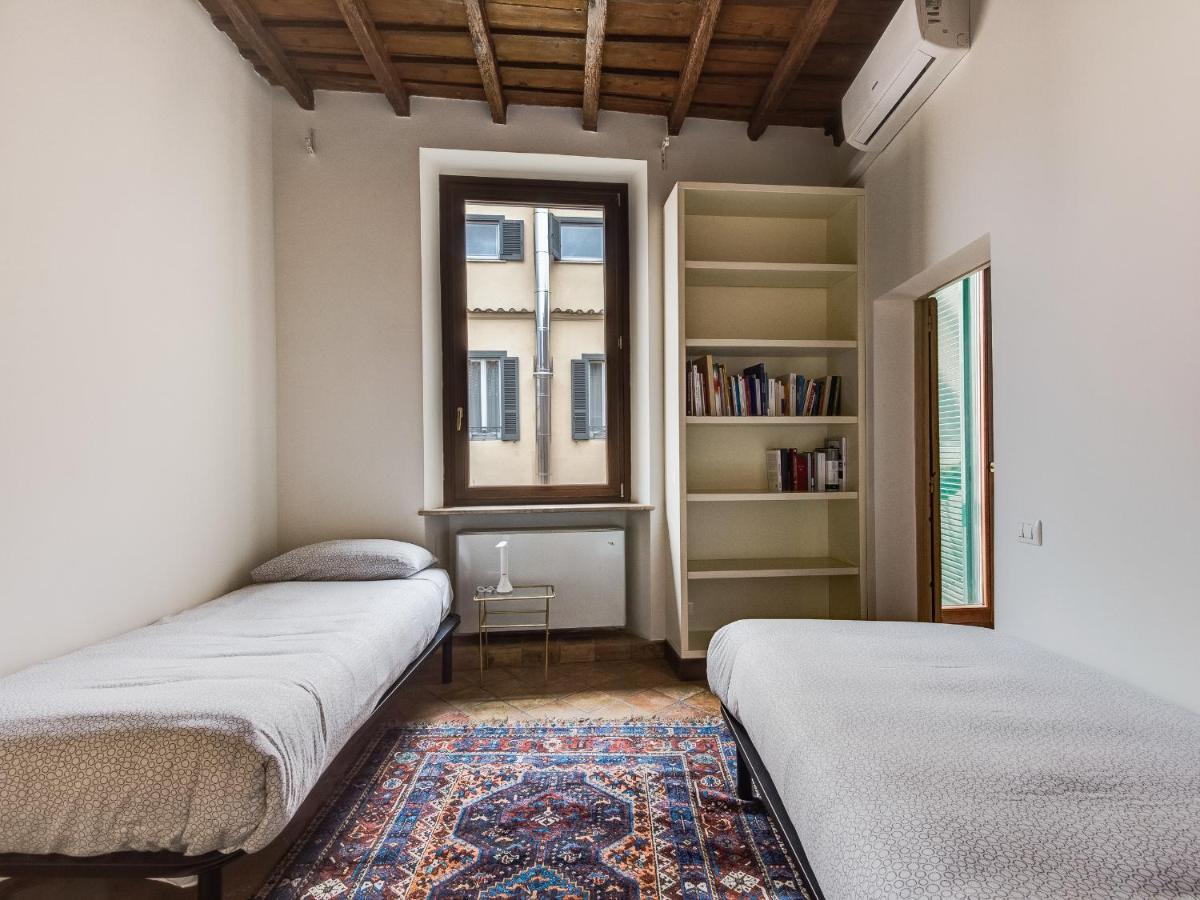 Pantheon Enchanting Luxury Apartment Rome Bagian luar foto